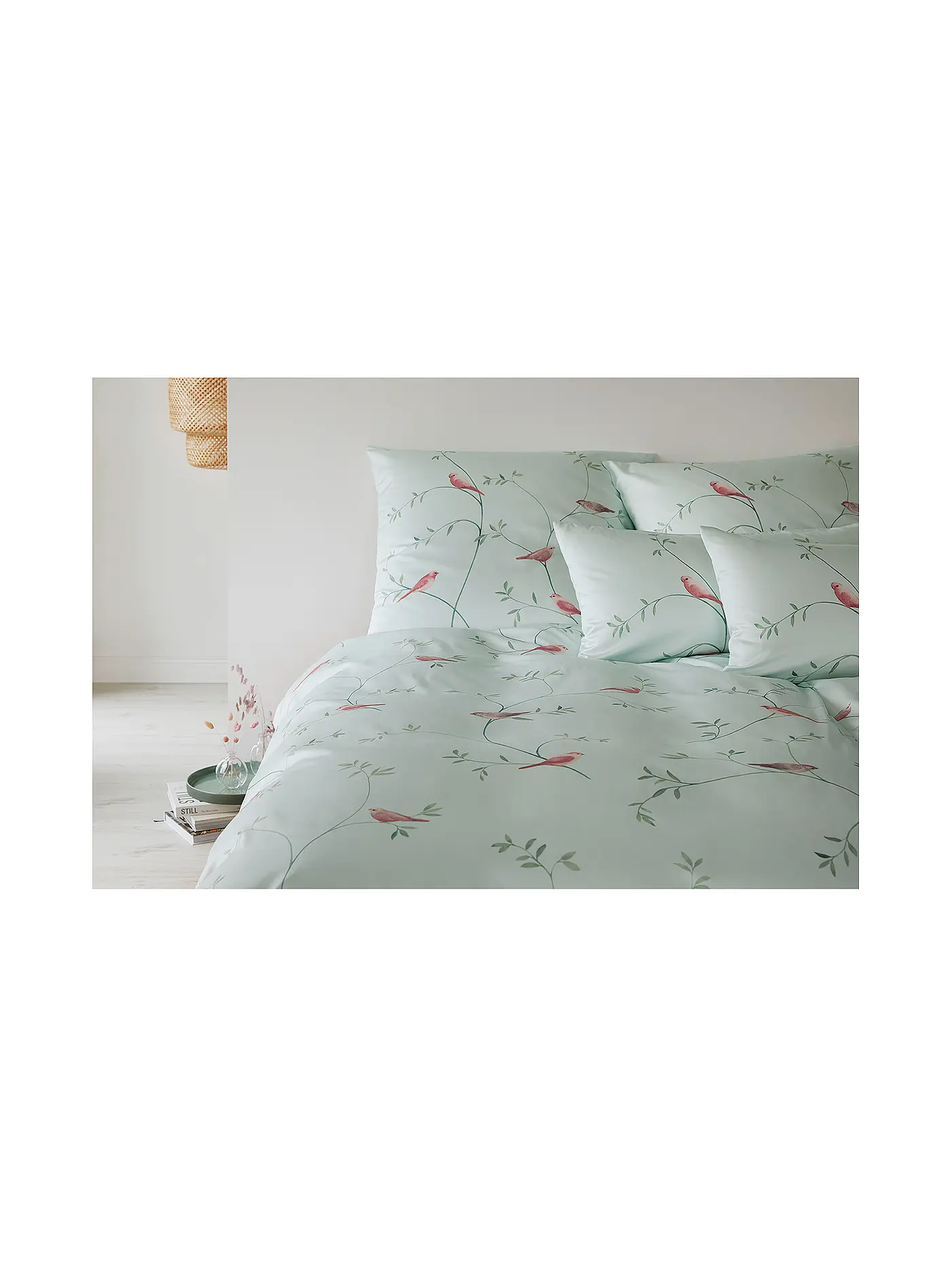 ELEGANTE | Satin Bettwäsche 70x90cm/140x200cm Garden Love Weiss | hellgrün